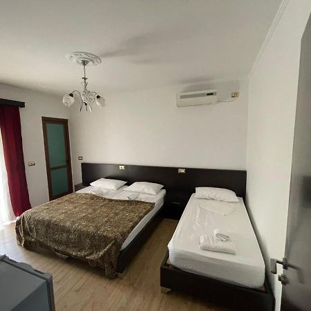 Centre Hotel Berat Zewnętrze zdjęcie