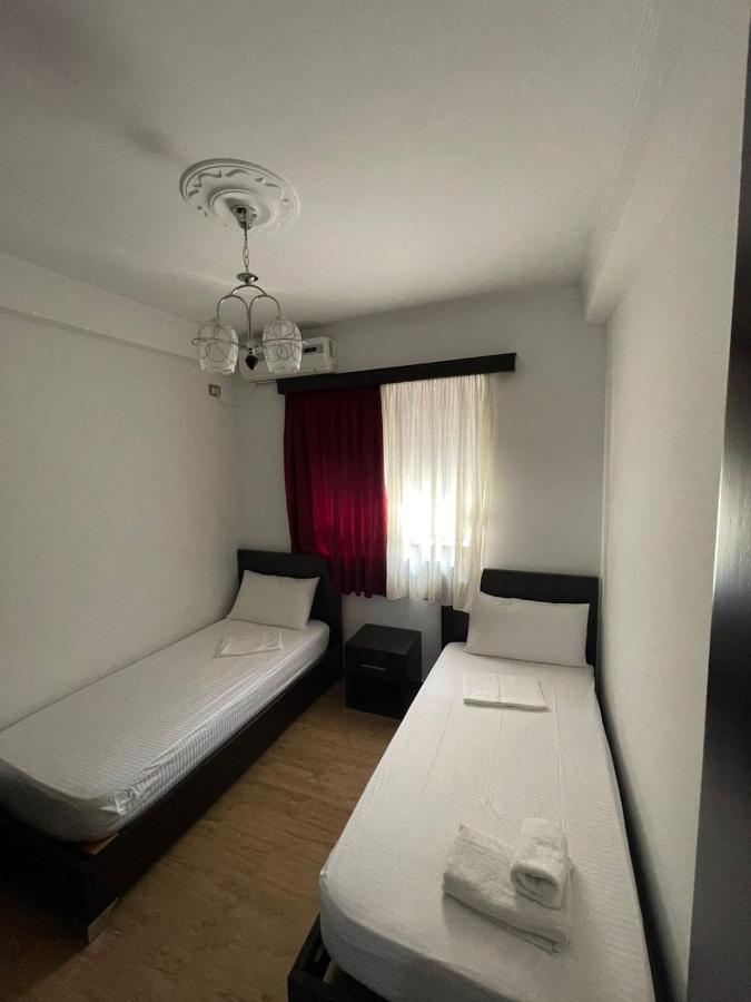 Centre Hotel Berat Zewnętrze zdjęcie