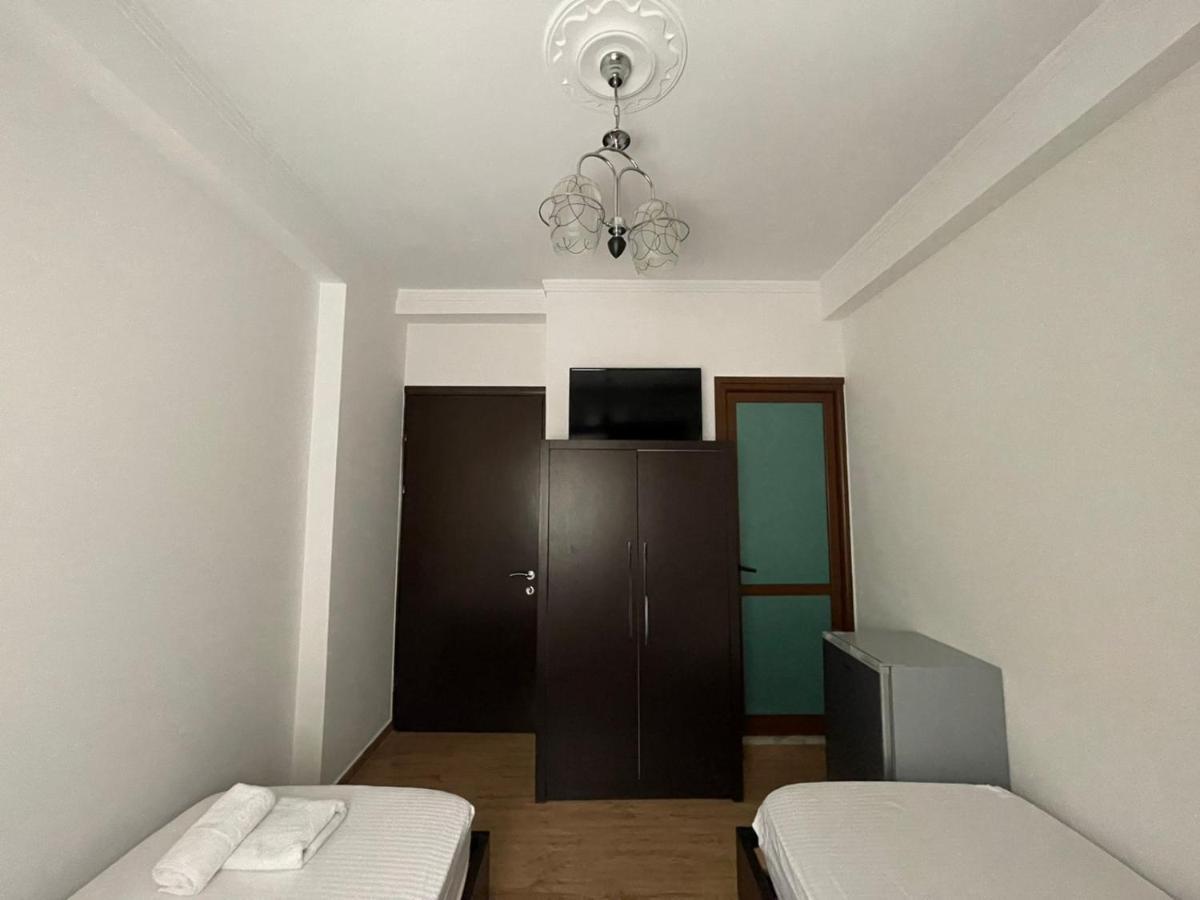 Centre Hotel Berat Zewnętrze zdjęcie