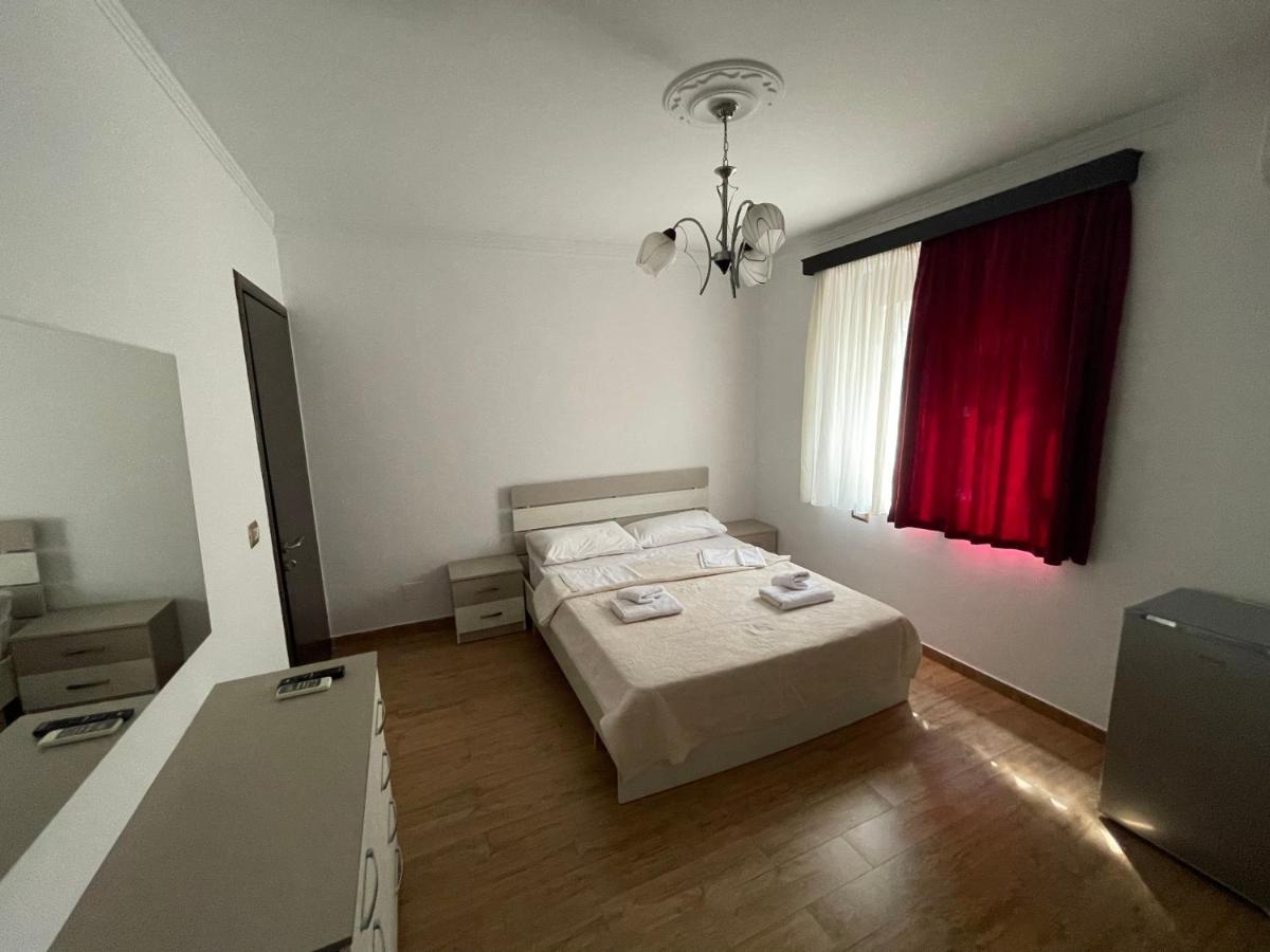 Centre Hotel Berat Zewnętrze zdjęcie